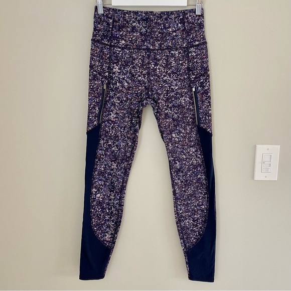 Athleta Rainier Printed Mesh Tight
Leggings Small Sandstone Navy Blue Purple S - Picture 6 of 15